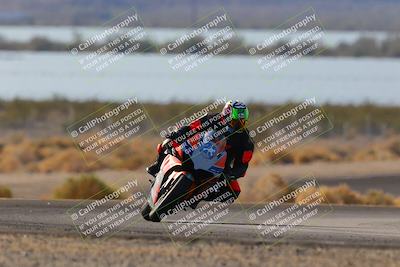 media/Dec-18-2022-SoCal Trackdays (Sun) [[8099a50955]]/Turn 14 (940am)/